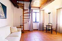 Salotto.jpg (14629 byte)